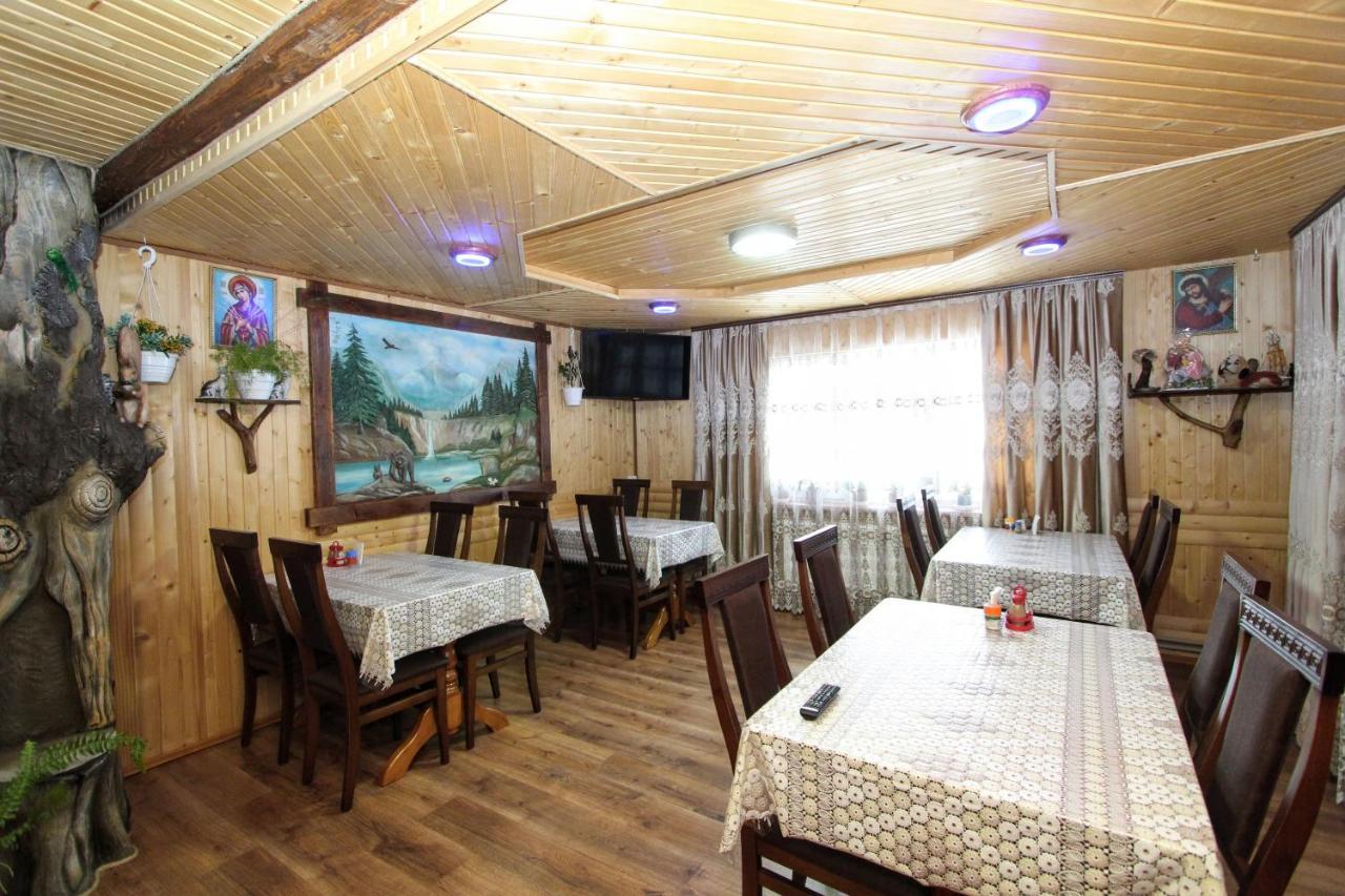 Садиба "У Валентини" Yablunytsia Buitenkant foto